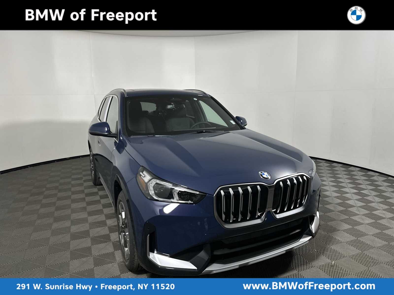 2026 BMW X1 28i