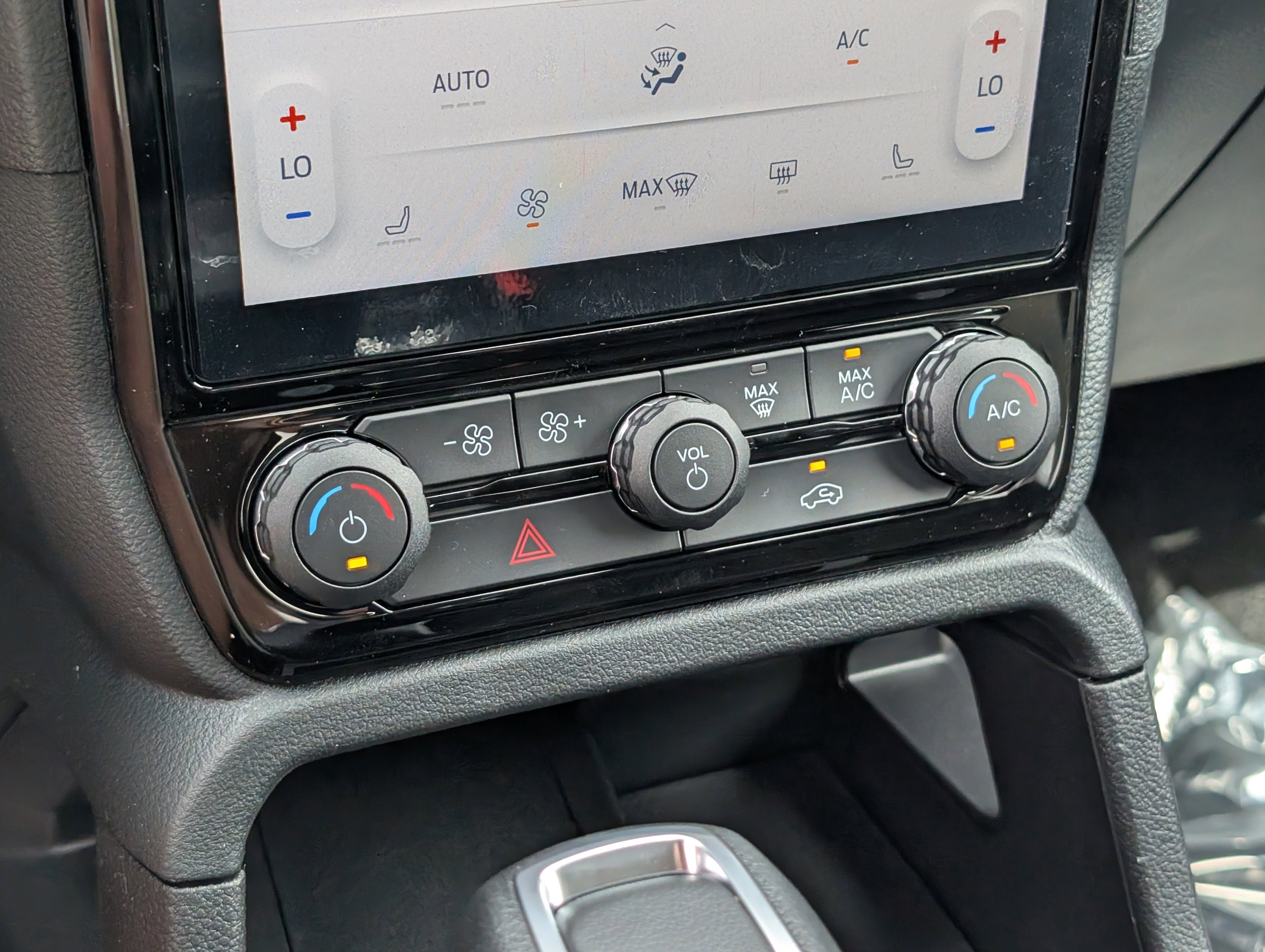 New 2026 Carbonized Gray Metallic FORD XLT image 28