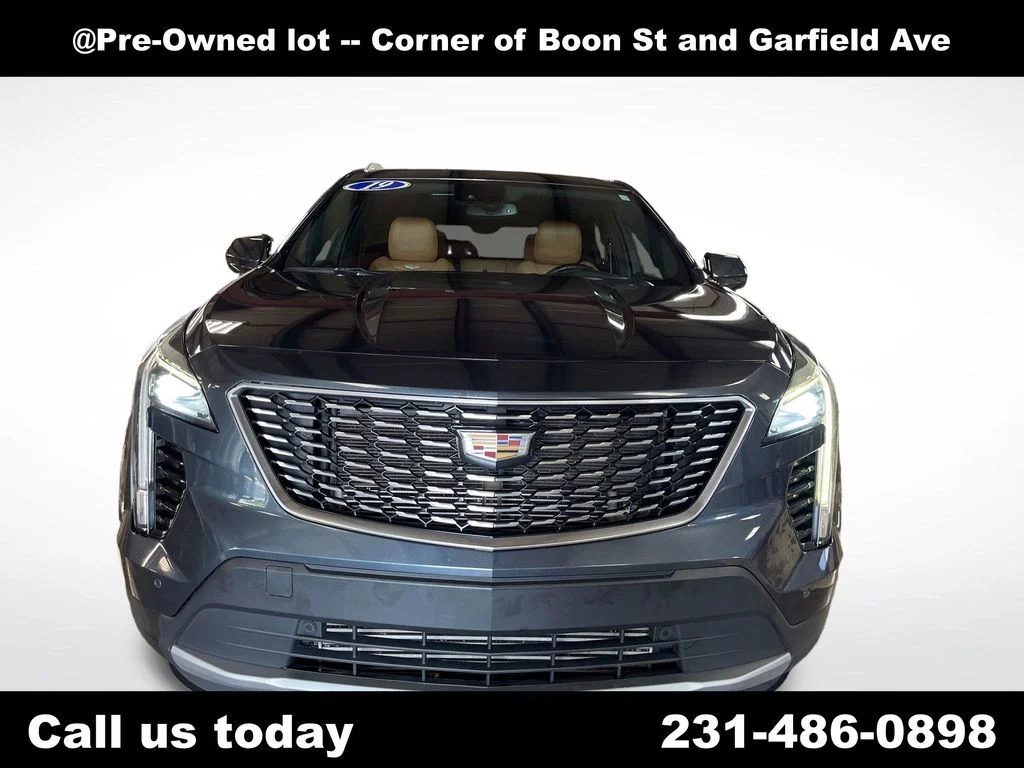 Used 2019 Gray Cadillac Premium Luxury image 8