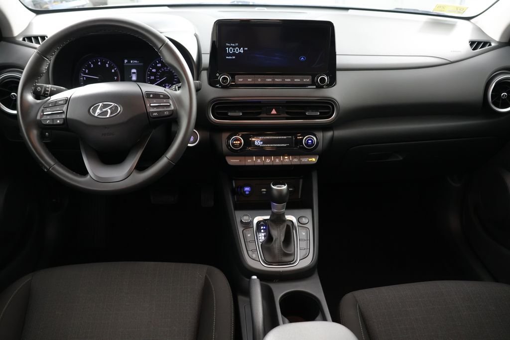 Used 2023 Gray Hyundai SEL image 2