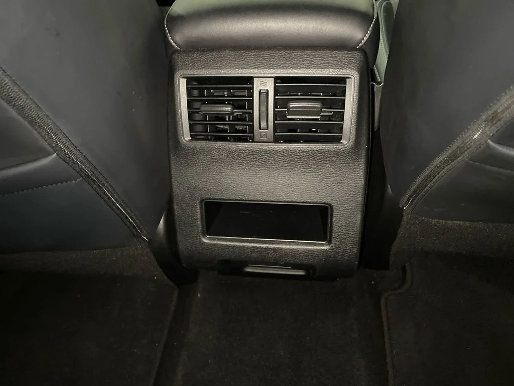 Used 2024 Black Diamond Mitsubishi SE Black Edition image 28