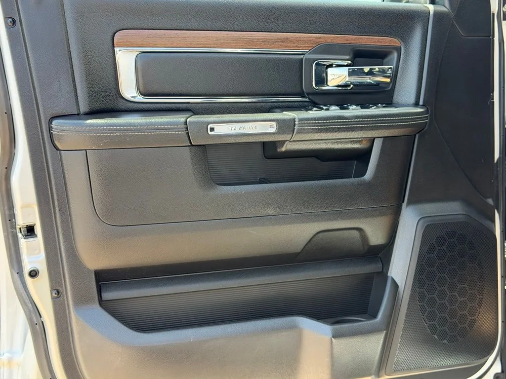 Used 2017 Silver Ram Laramie image 20