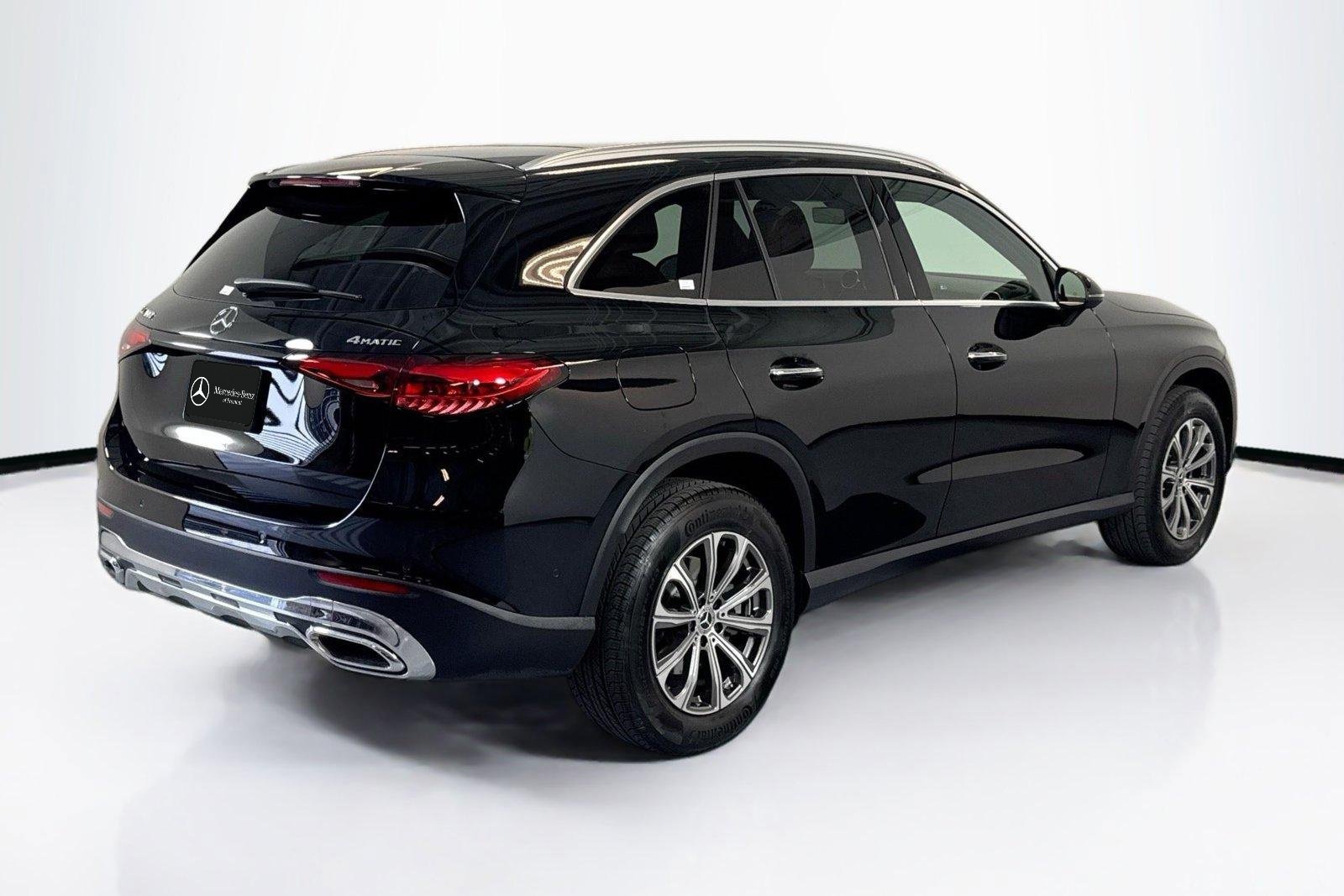 Used 2025 Black Mercedes-Benz GLC 300 image 5