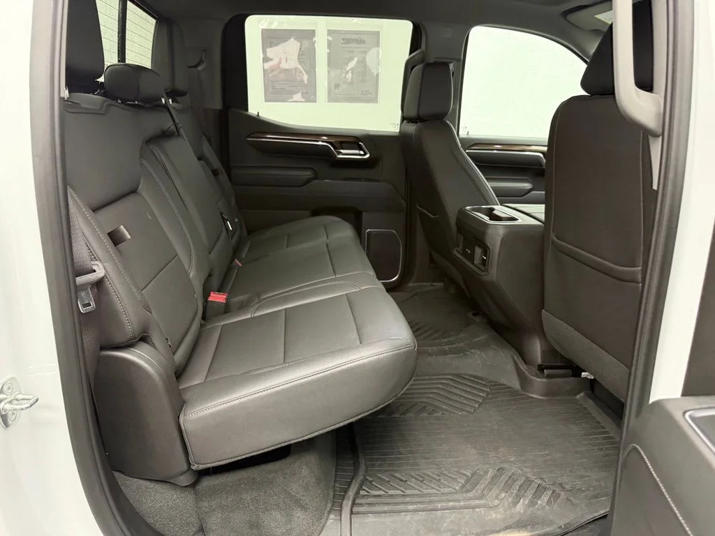 Used 2023 White Chevrolet LT Trail Boss image 33