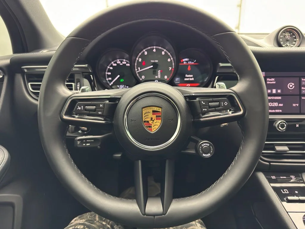 Used 2022 Volcano Grey Metallic Porsche S image 18
