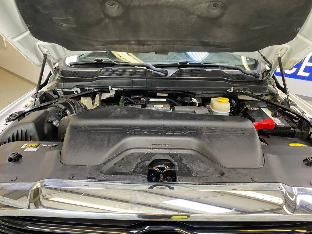 Used 2021 White Ram Big Horn image 9