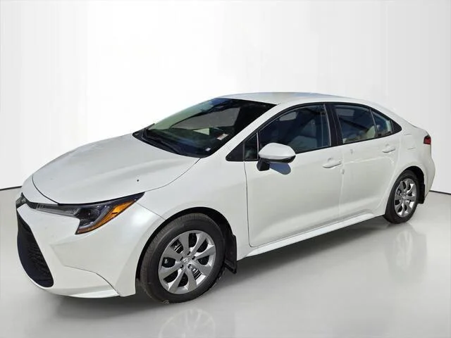 Used 2026 Wind Chill Pearl Toyota LE image 8