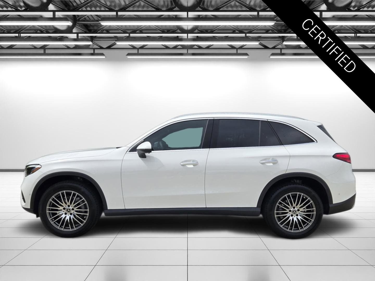 Certified Used 2026 Polar White Mercedes-Benz GLC 300 image 6