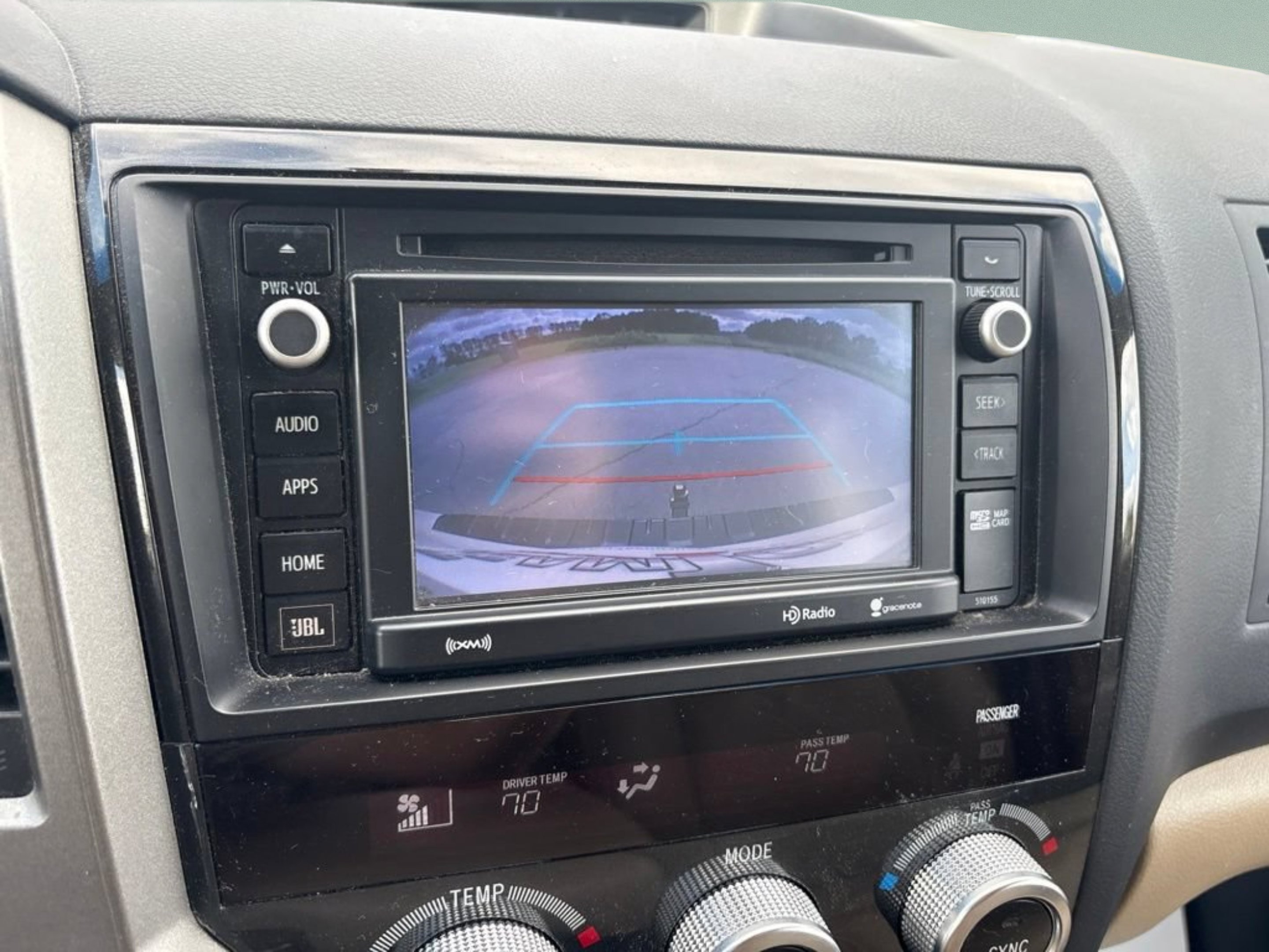 Used 2016 Blizzard Pearl Toyota Platinum image 16