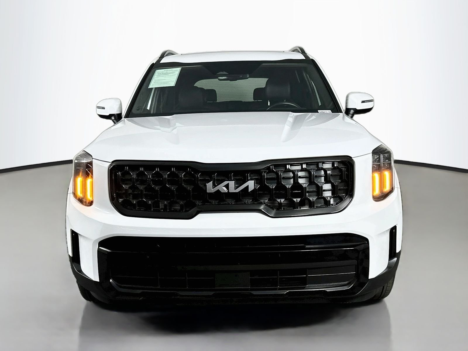 Used 2024 Glacial White Pearl Kia EX X-Line image 2