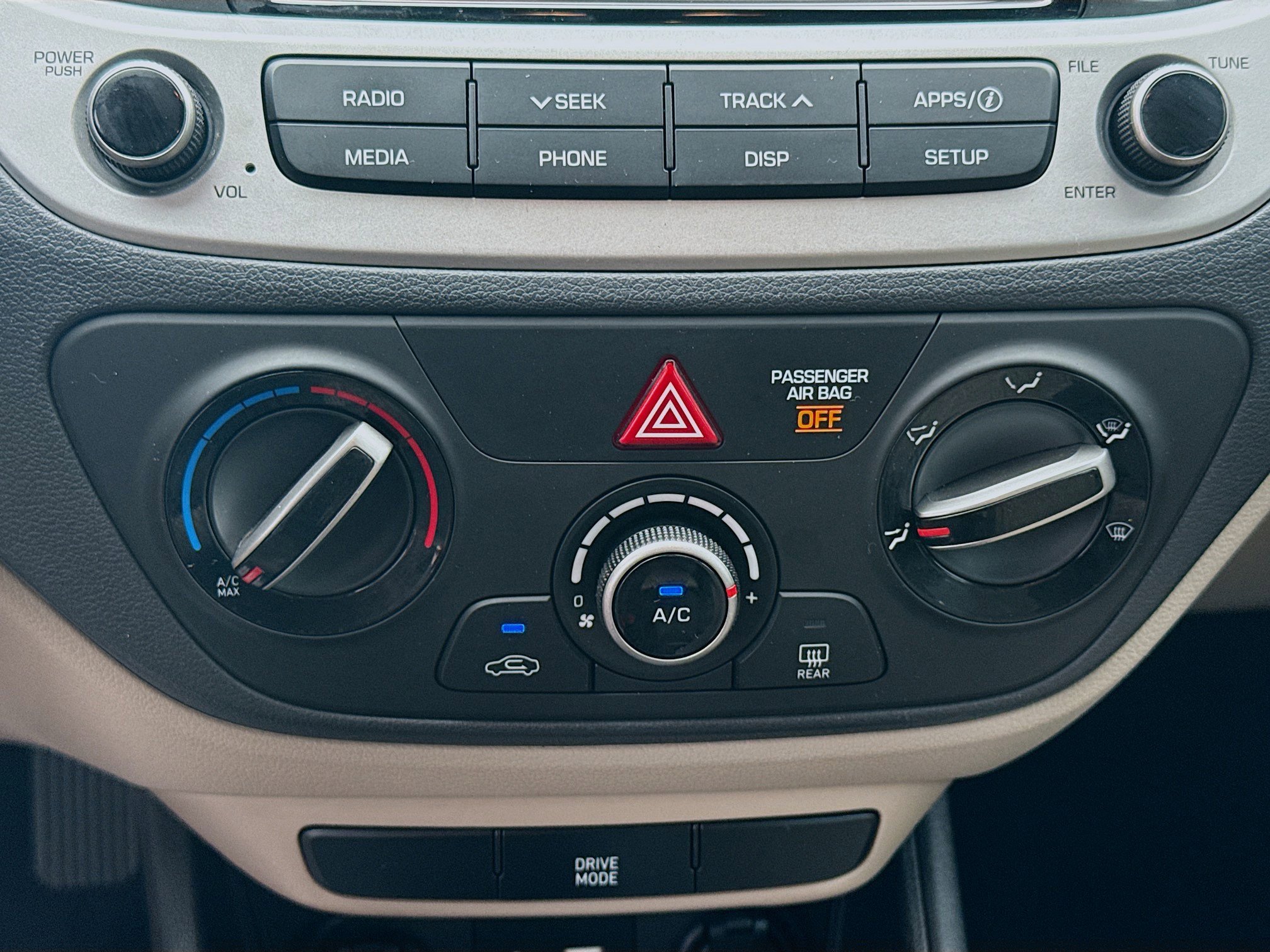 2022 Hyundai Accent SEL - Photo 10