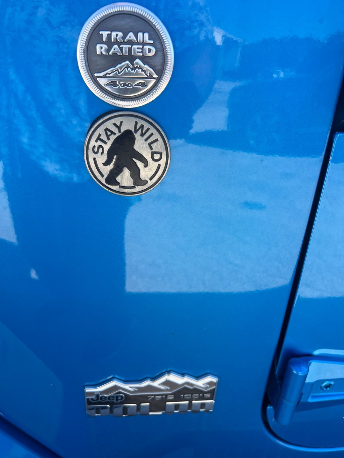 Used 2014 Blue Jeep Unlimited Polar Edition image 16
