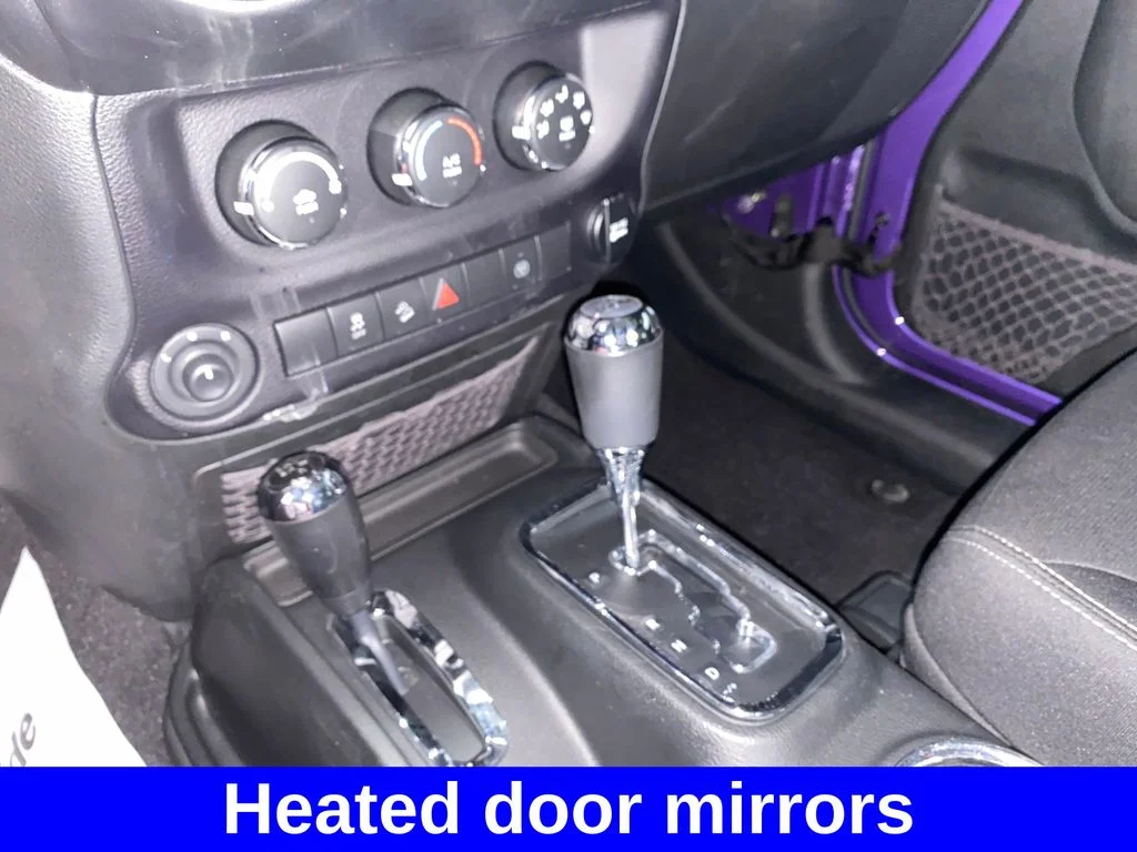 Used 2017 Purple Jeep Sahara image 18
