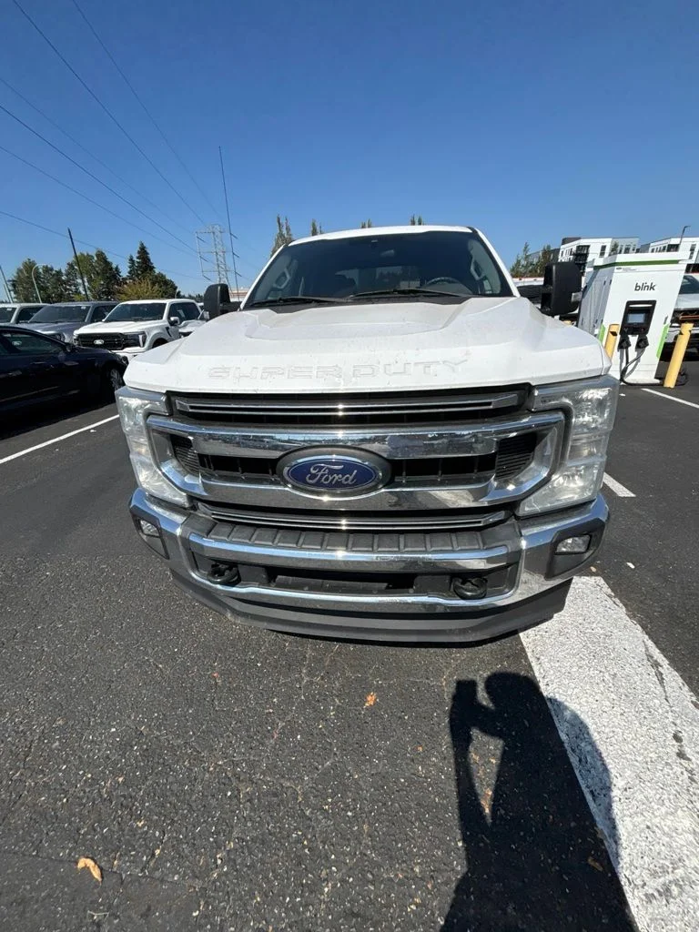 Used 2020 White Ford XLT image 2