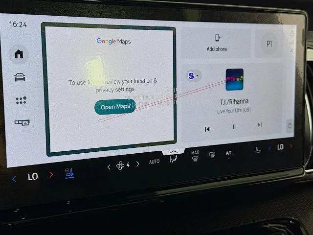 New 2026 Dark Matter Gray Metallic Ford MAX Platinum® image 50