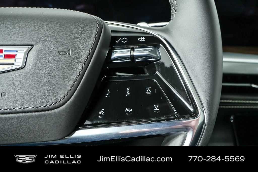 Used 2026 Vibrant White Tricoat Cadillac Platinum Sport image 12