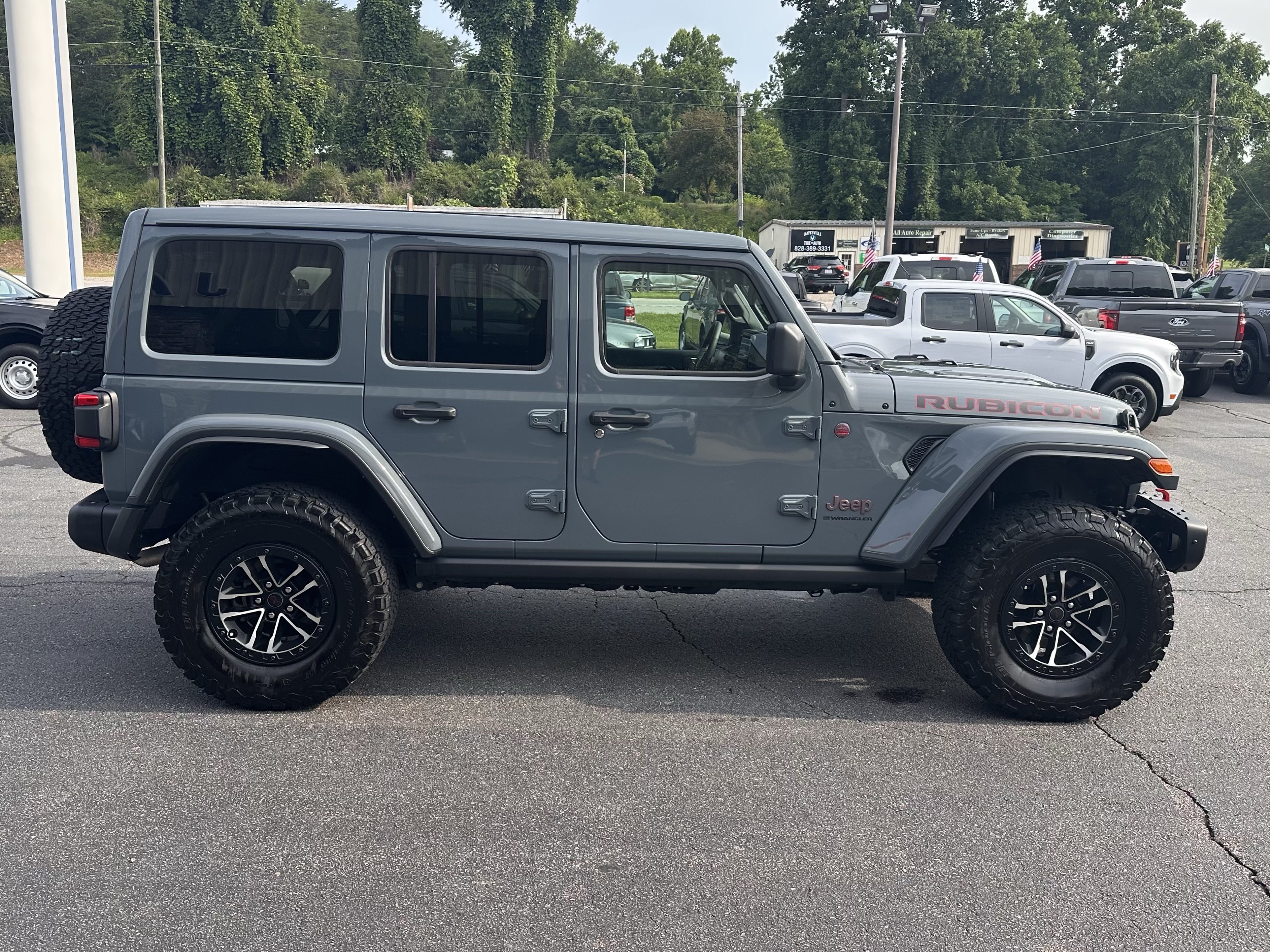 Certified Used 2024 Anvil Clearcoat Jeep Rubicon X image 5