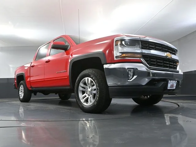 Used 2016 Red Chevrolet LT image 42