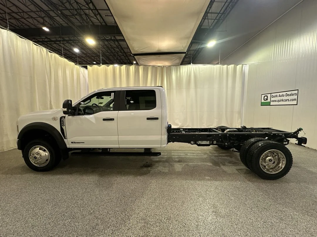 2026 Ford F-550 Super Duty Chassis Cab XL - Photo 6