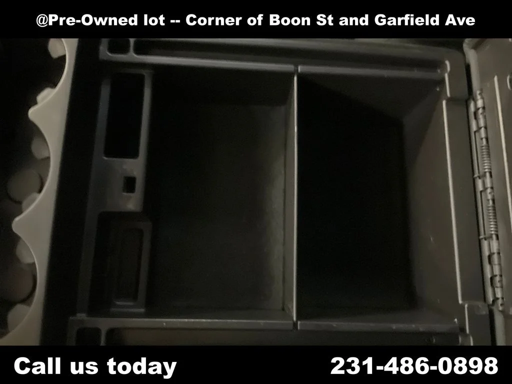 Used 2012 Gray Chevrolet LT image 26