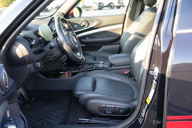 Used 2022 Black MINI Clubman image 22