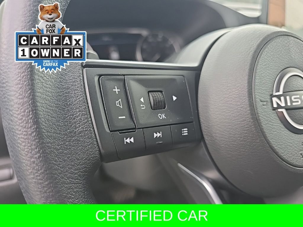 Used 2025 Silver Nissan S image 21