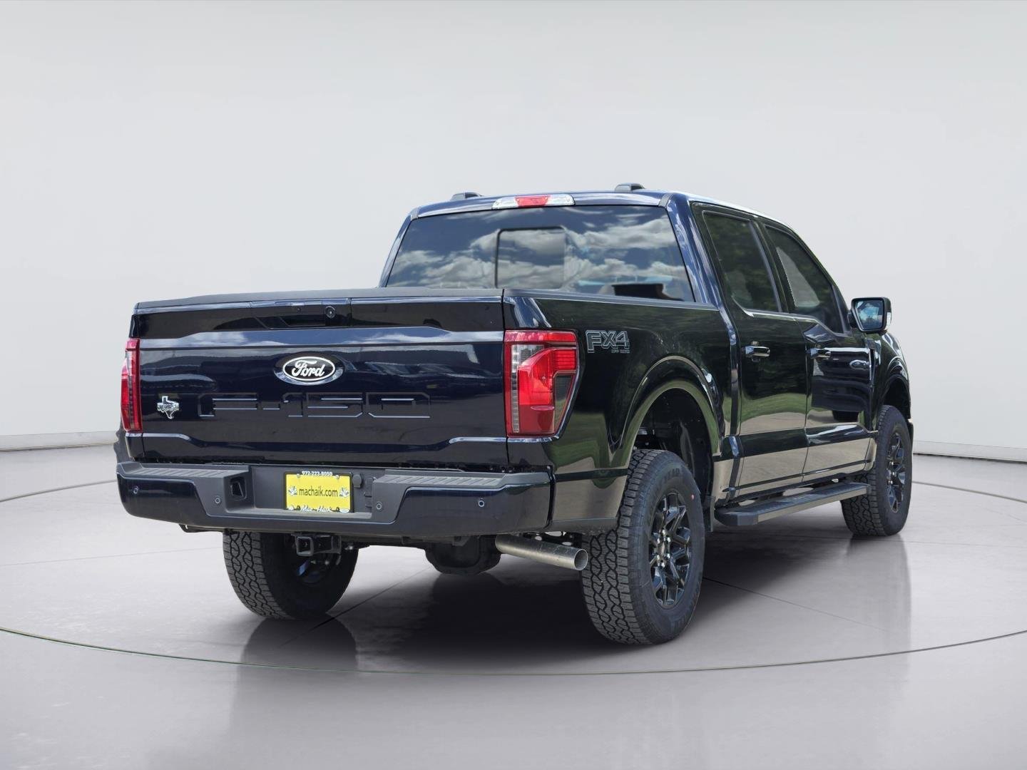 New 2026 Antimatter Blue Metallic Ford XLT image 4