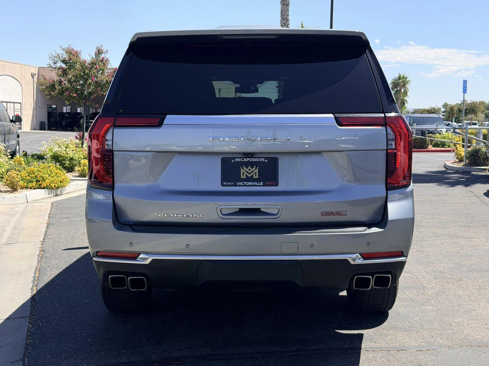 Used 2025 Sterling Metallic GMC Denali image 5