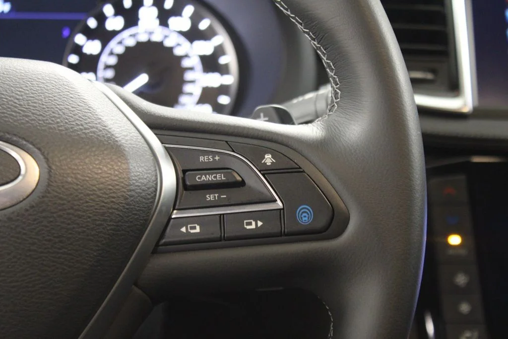Certified Used 2025 Slate Gray INFINITI LUXE image 20