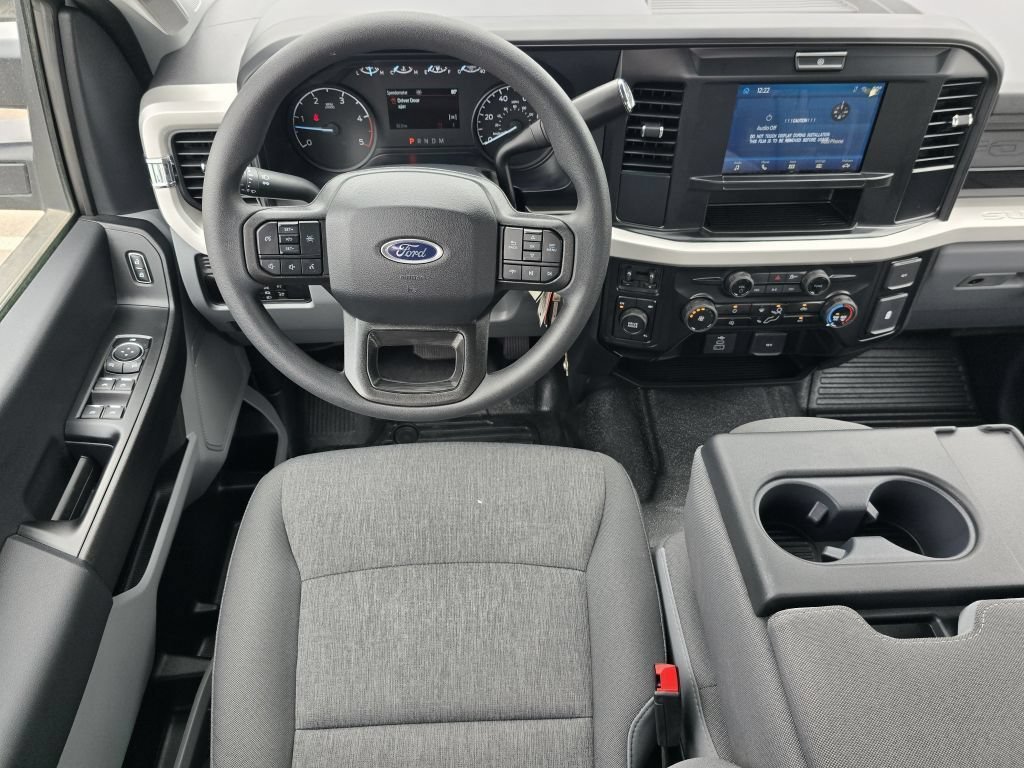 New 2026 Oxford White Ford XL image 40