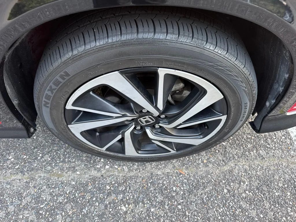Used 2019 Red Honda Sport image 11
