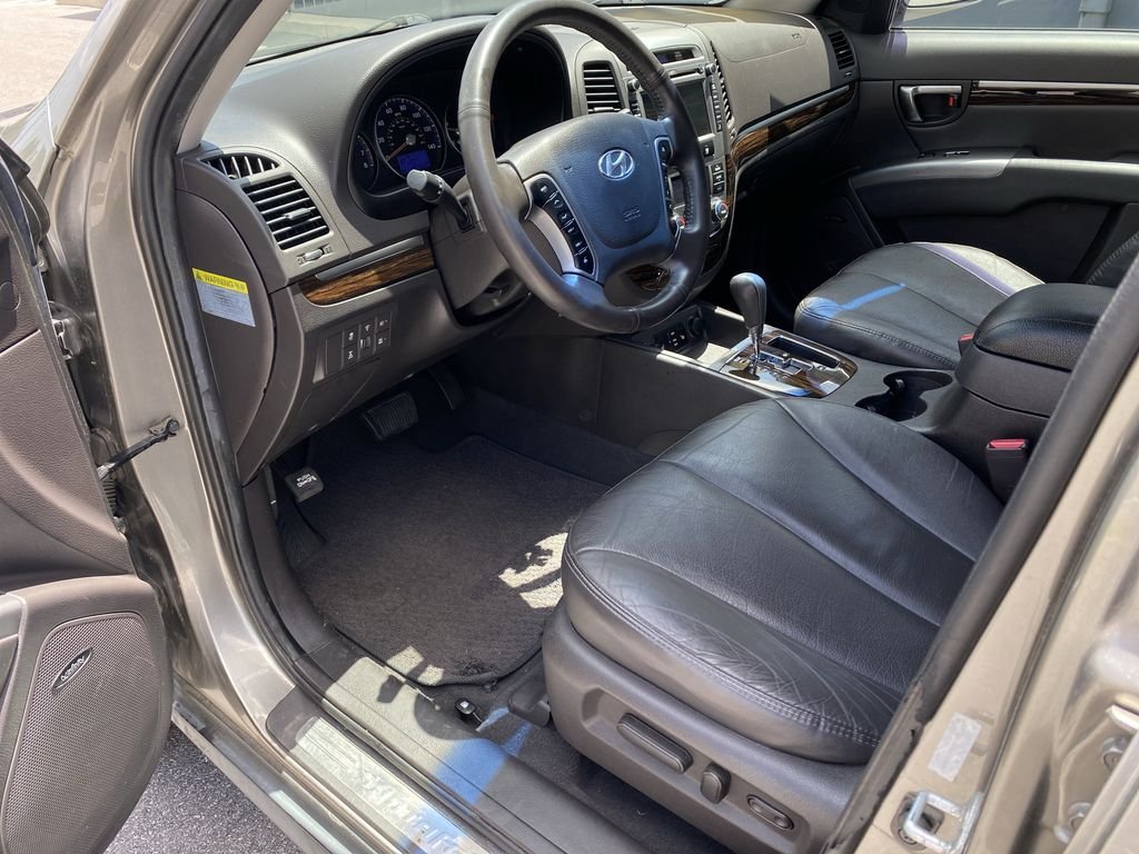 Used 2011 Gray Hyundai Limited image 10
