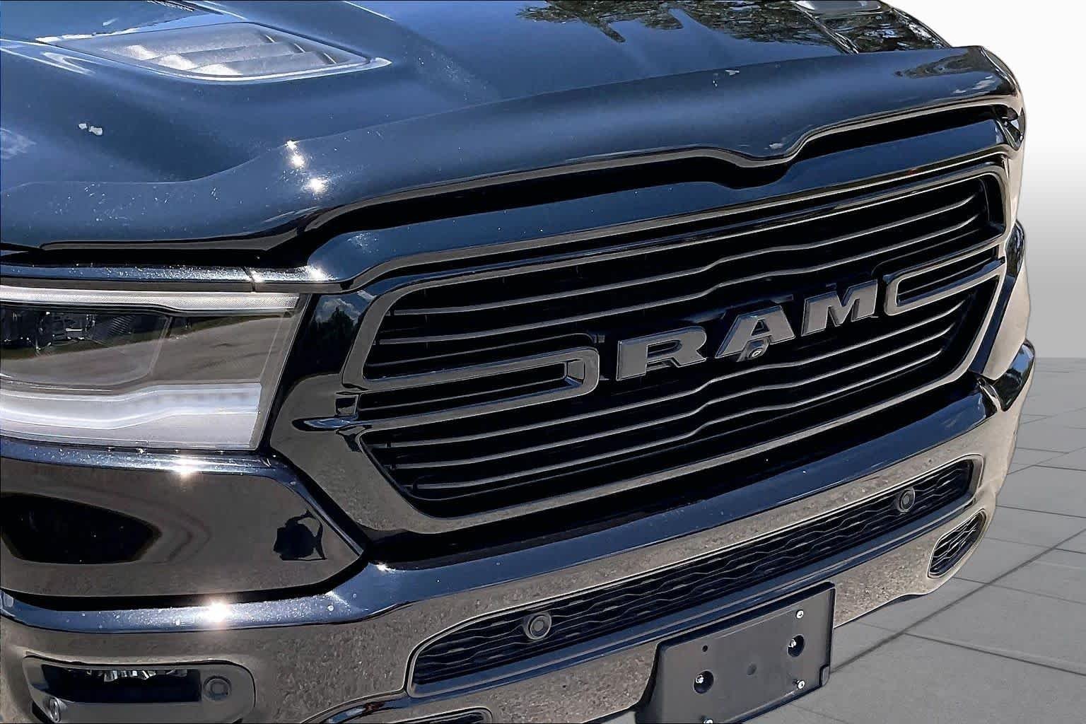 Used 2024 Diamond Black Crystal Pearlcoat Ram Laramie image 28