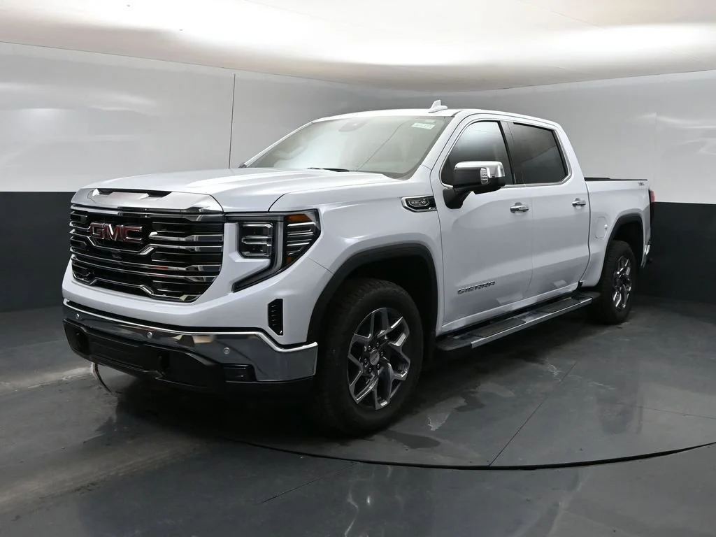New 2026 Glacier White Tricoat GMC SLT image 5