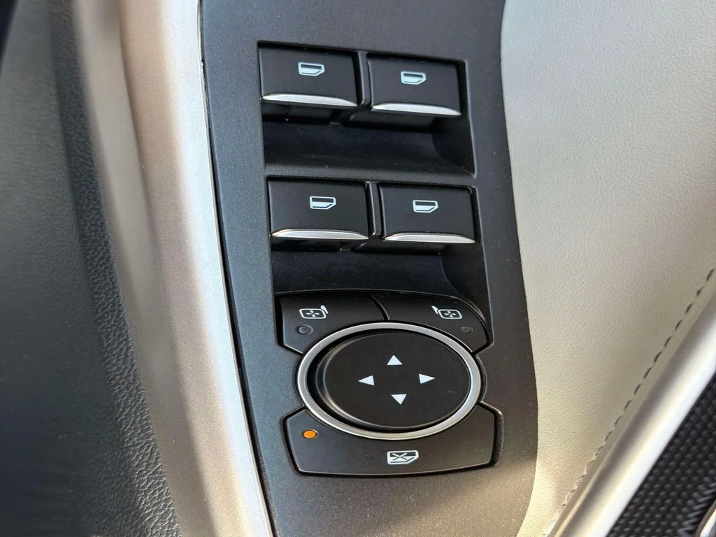 Used 2022 Gray Ford XLT image 19