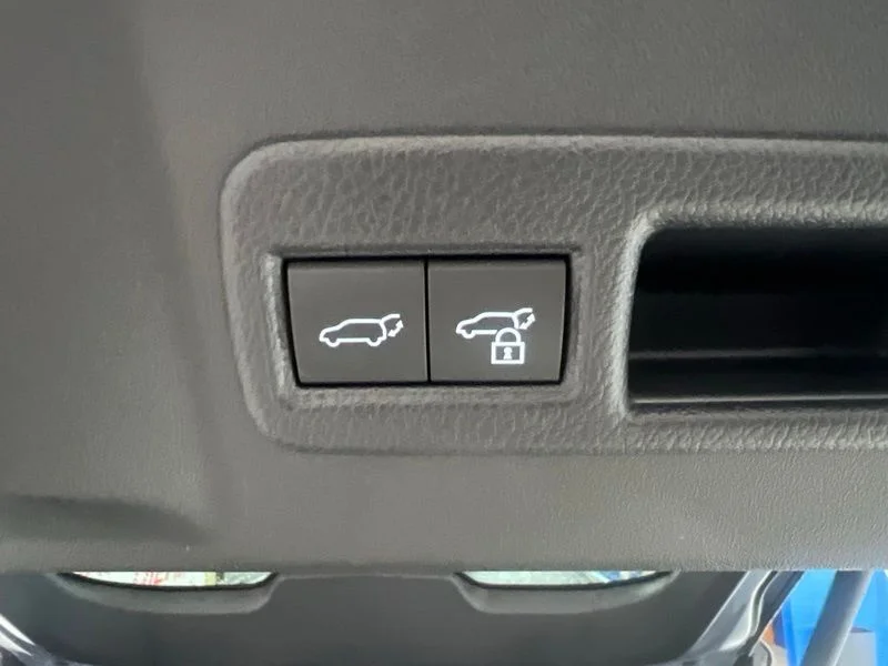 New 2026 HARBOR MIST GRAY PEARL Subaru Premium image 12