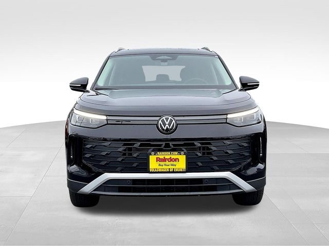 2025 Volkswagen Tiguan SE - Photo 16