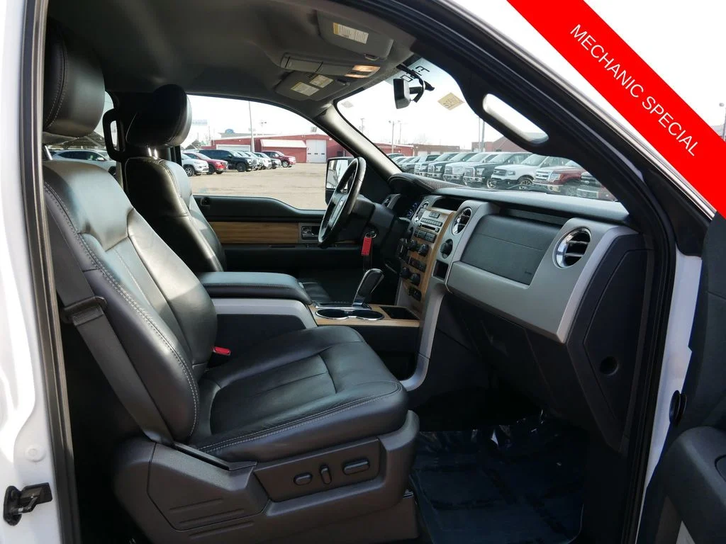 Used 2011 White Ford Lariat image 8