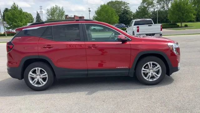2024 GMC Terrain SLE - Photo 9