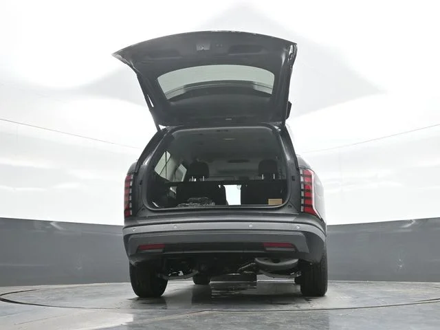 New 2026 Gray Hyundai SEL Premium image 18
