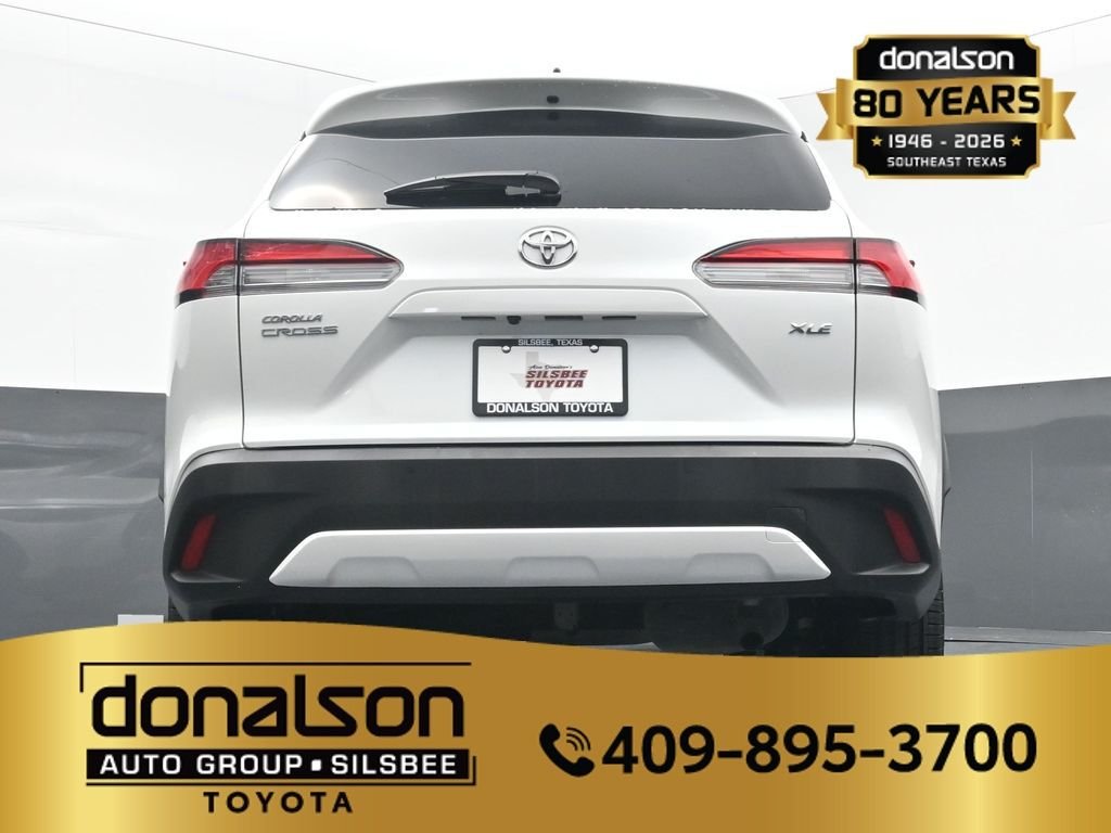 Used 2025 Beige Toyota XLE image 21
