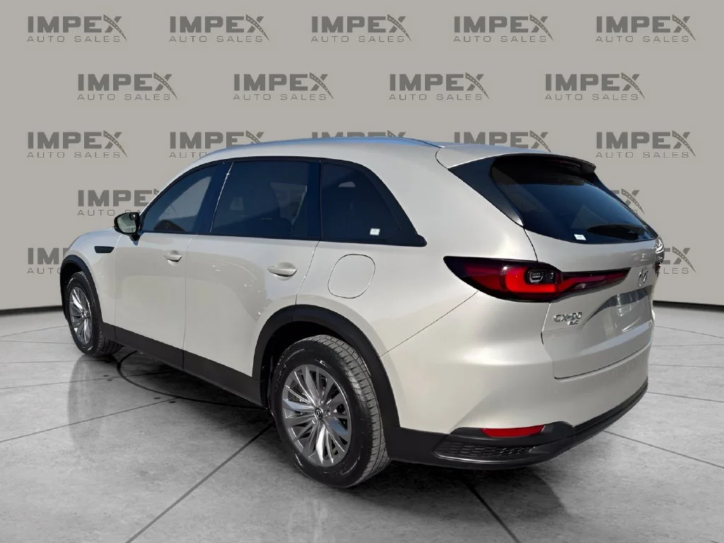 Used 2024 Silver Mazda 3.3 Turbo Preferred image 3