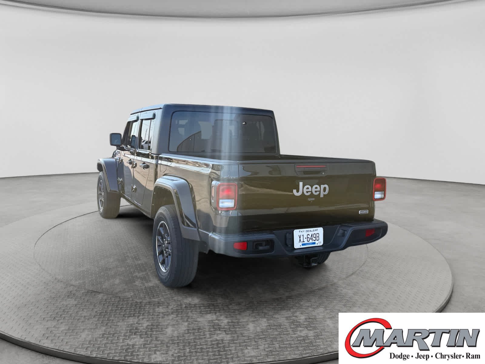 Used 2021 Black Clearcoat Jeep Overland image 7