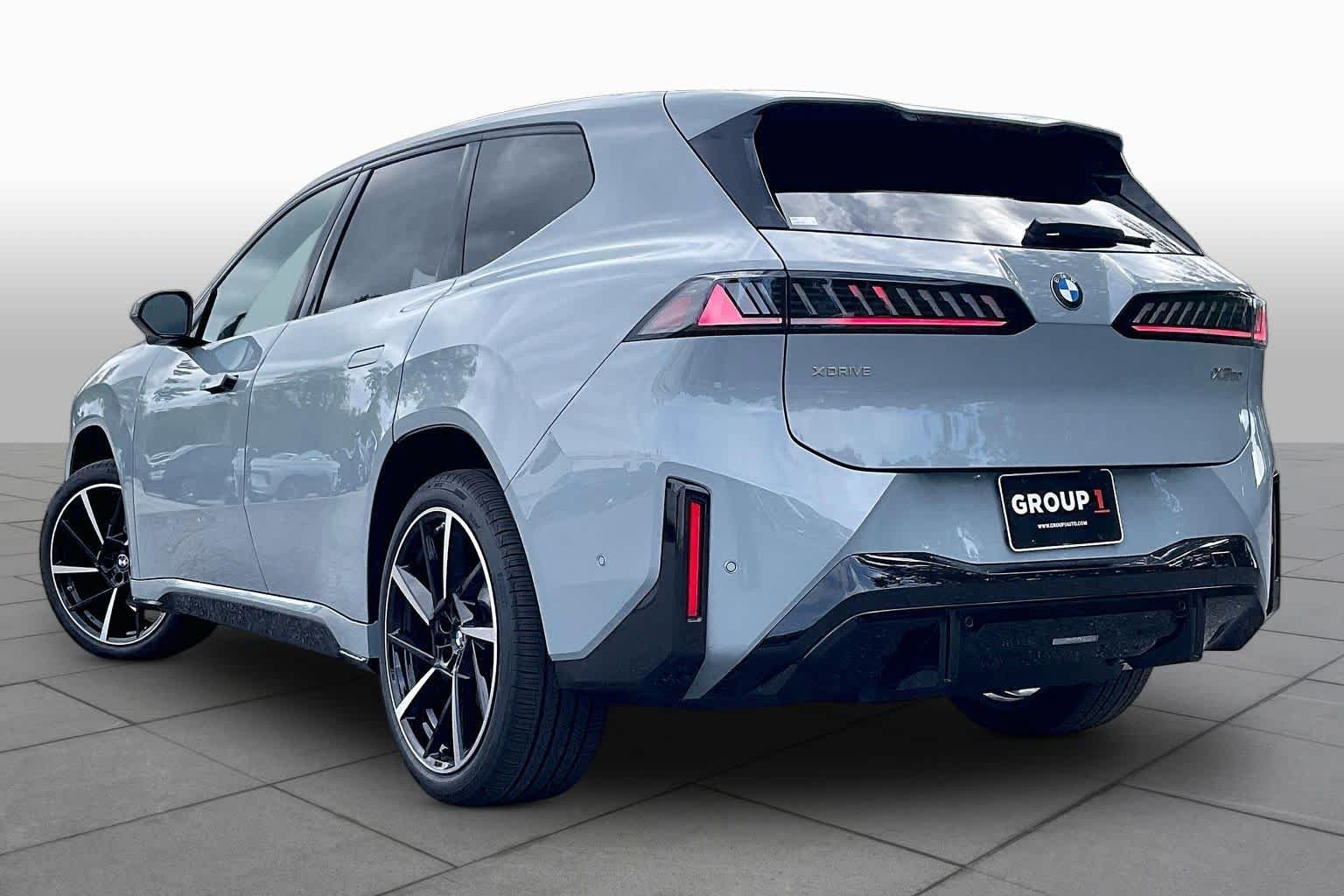 New 2027 Brooklyn Grey Metallic BMW 50 xDrive image 12