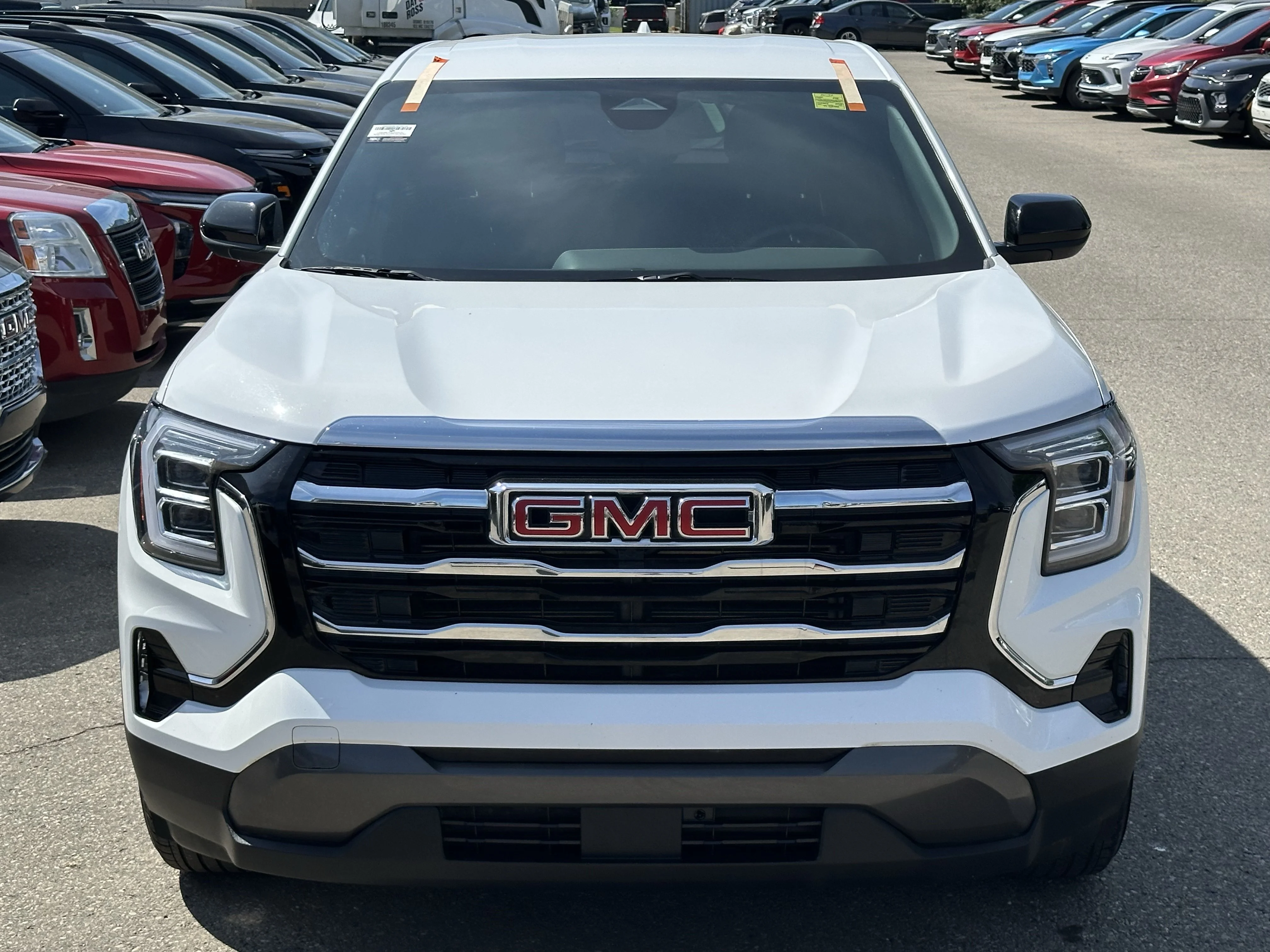 Certified Used 2026  GMC AWD Elevation image 2
