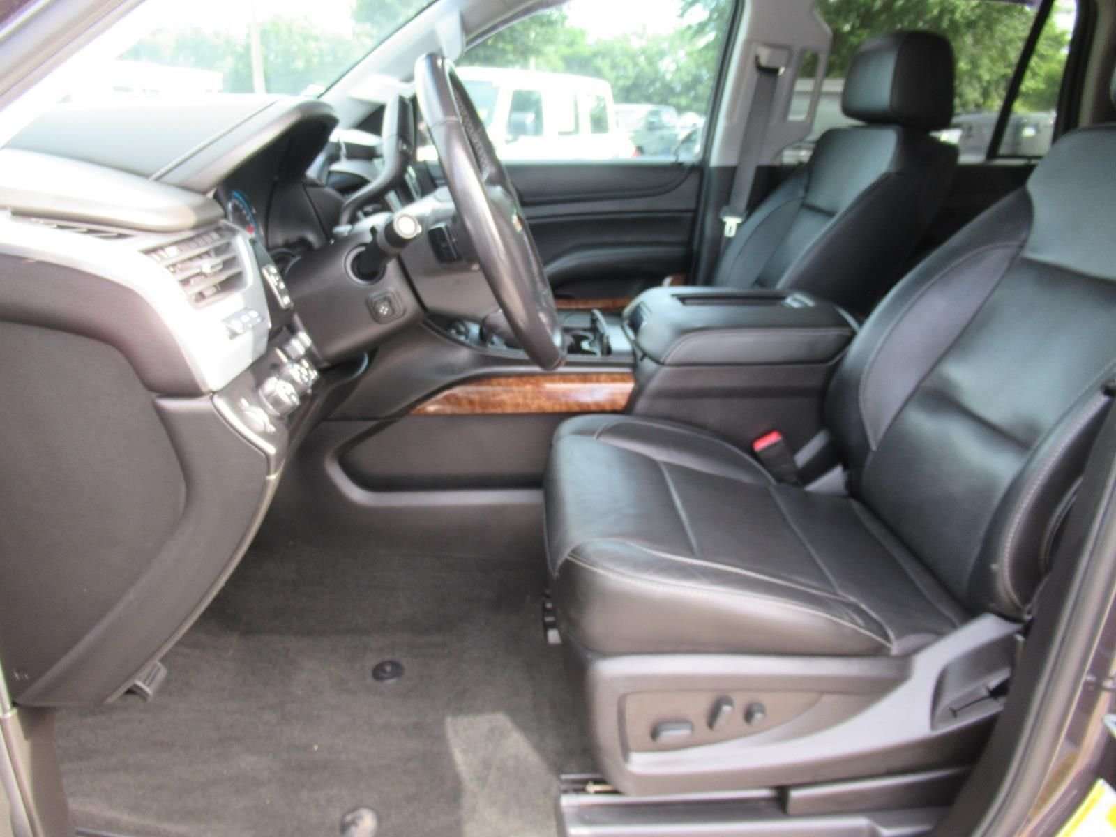 Used 2018 Gray Chevrolet Premier image 22