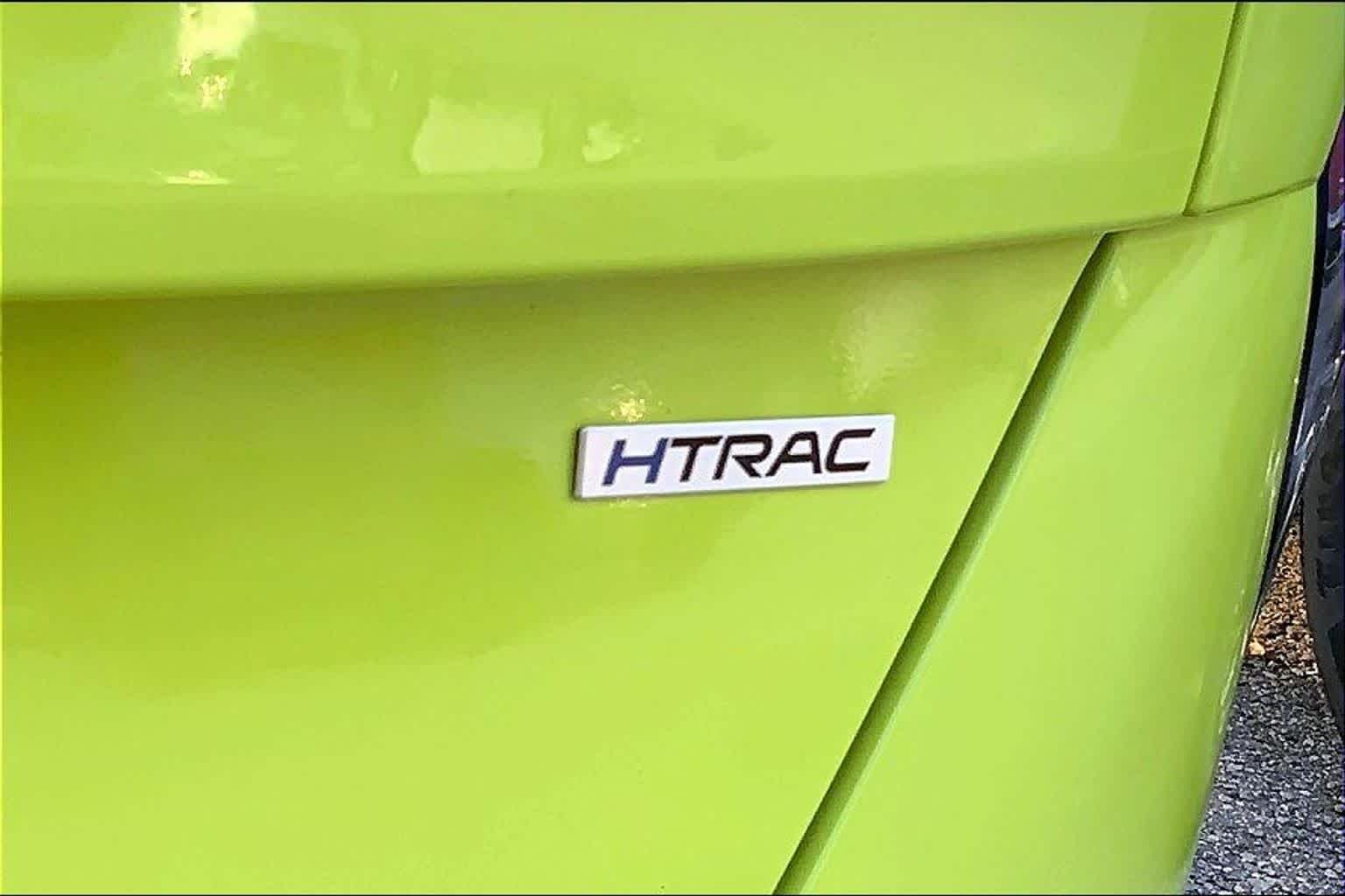 Used 2024 Neoteric Yellow Hyundai SEL image 9