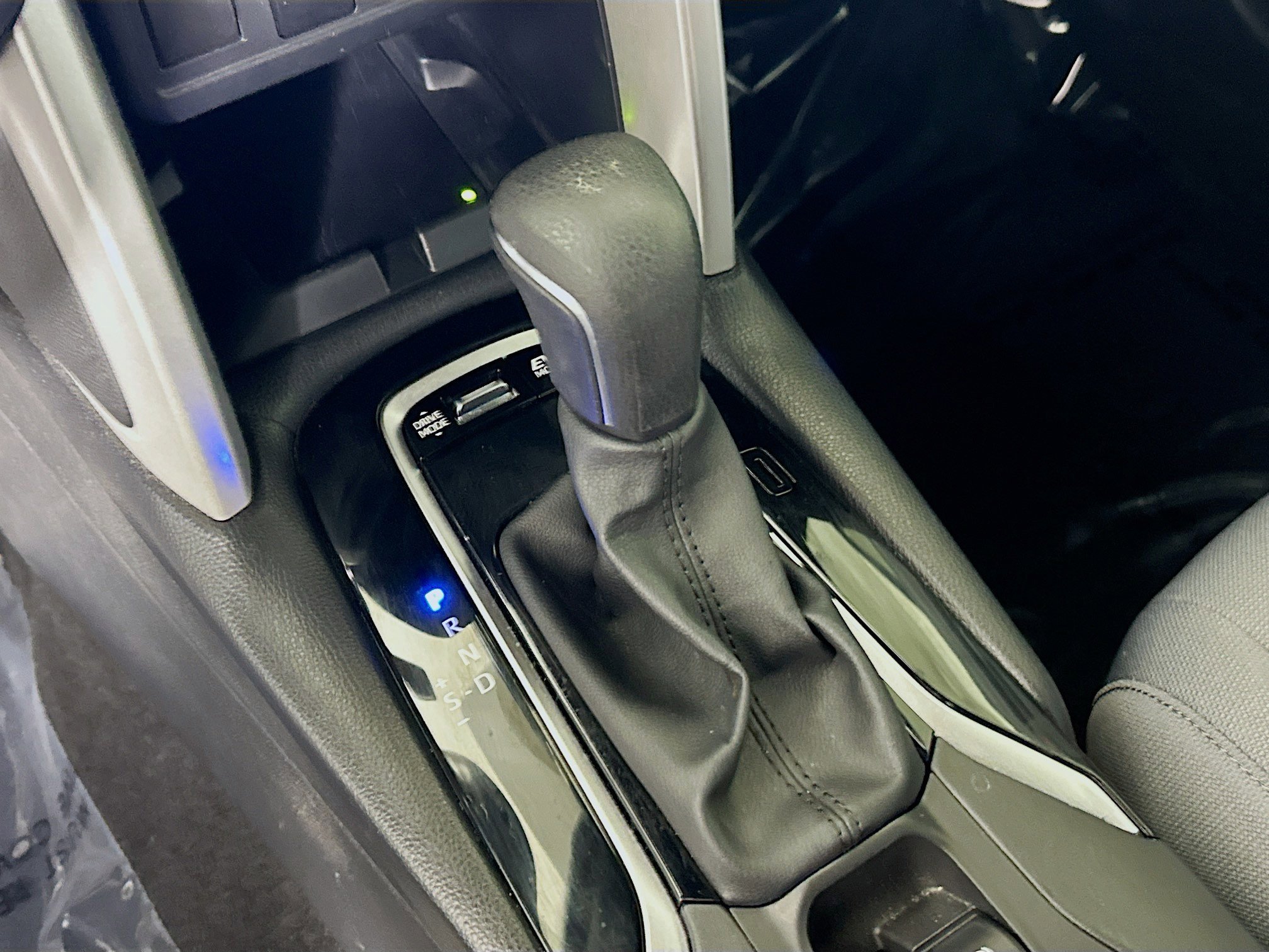 Used 2024 Celestite Toyota Hybrid SE image 21