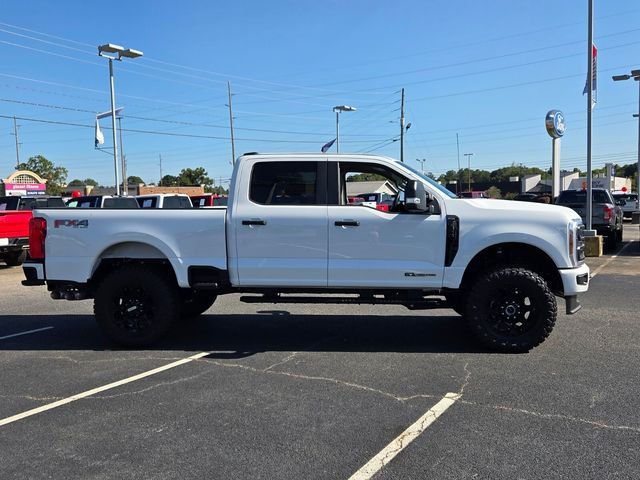 2026 Ford F-350 Super Duty XL - Photo 9
