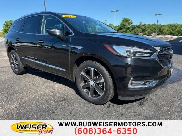 2019 Buick Enclave Essence AWD's photo